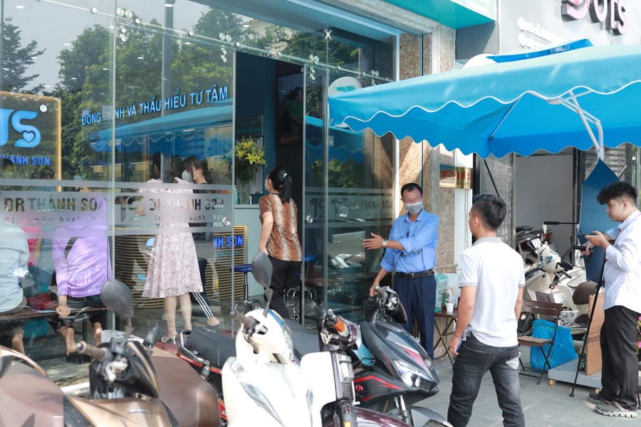 Lật tẩy chiêu trò dìm hàng Bác sĩ Phạm Thành Sơn Lật tẩy chiêu trò dìm hàng Bác sĩ Phạm Thành Sơn