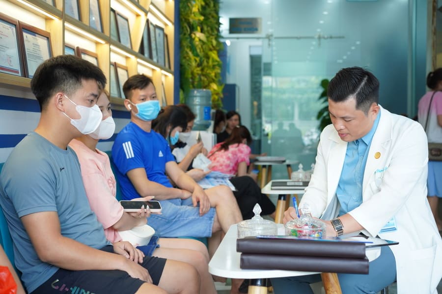 Lật tẩy chiêu trò dìm hàng Bác sĩ Phạm Thành Sơn Lật tẩy chiêu trò dìm hàng Bác sĩ Phạm Thành Sơn