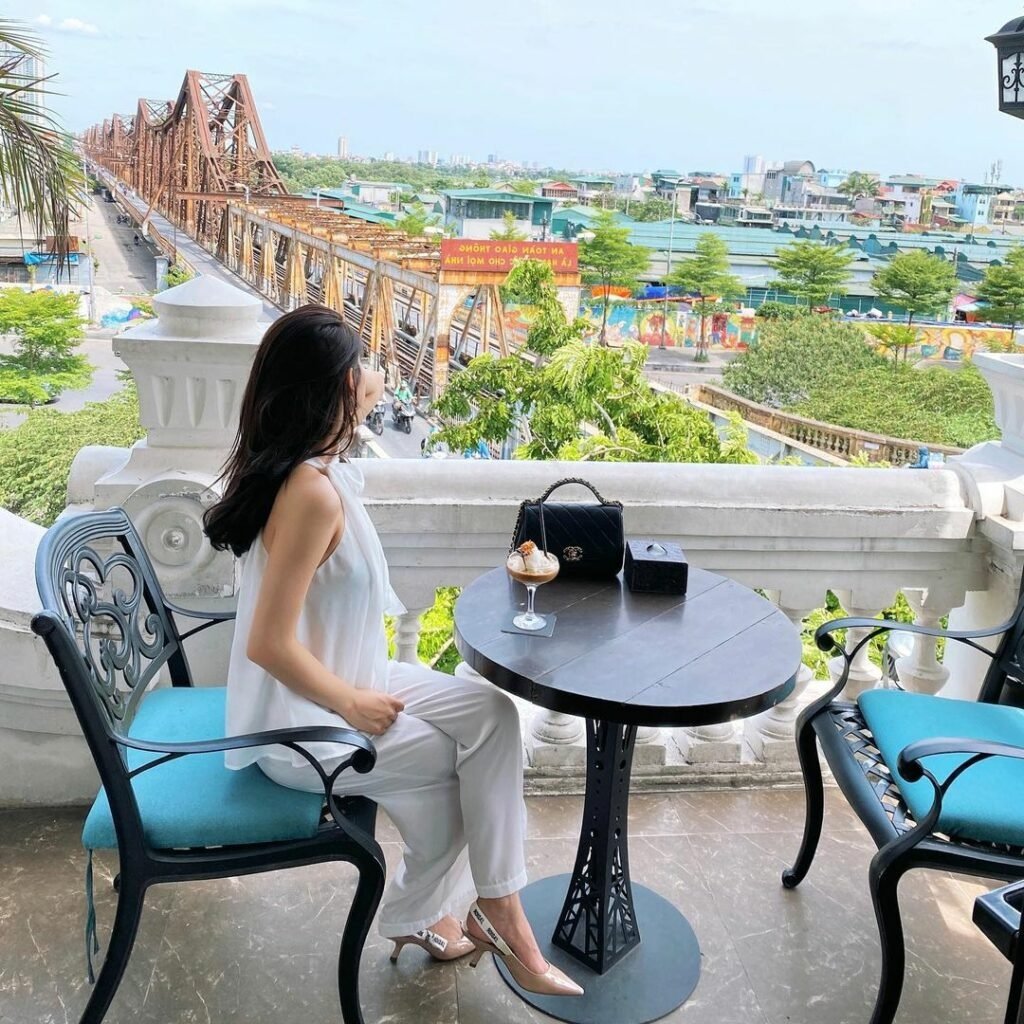 10 quán cafe đẹp nhất dành cho con gái ở Hà Nội