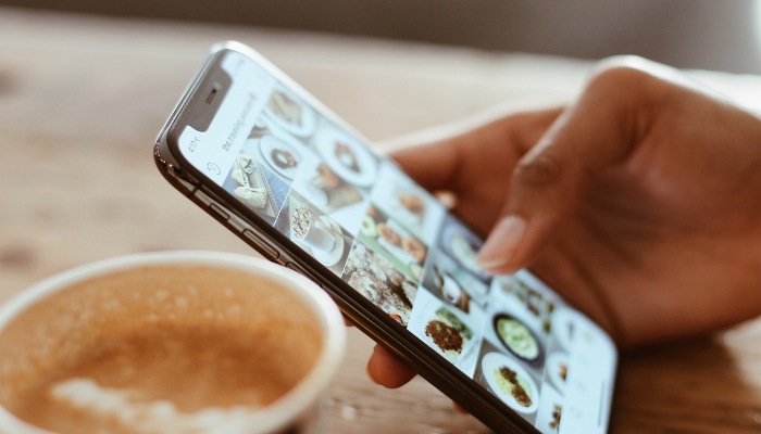 Bà bầu "nghiện" mạng xã hội cần lưu ý gì?