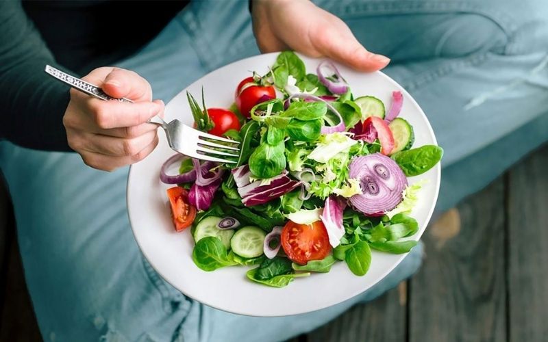 Chế độ dinh dưỡng cho mẹ bỉm sữa ăn chay 1 Chế độ dinh dưỡng cho mẹ bỉm sữa ăn chay