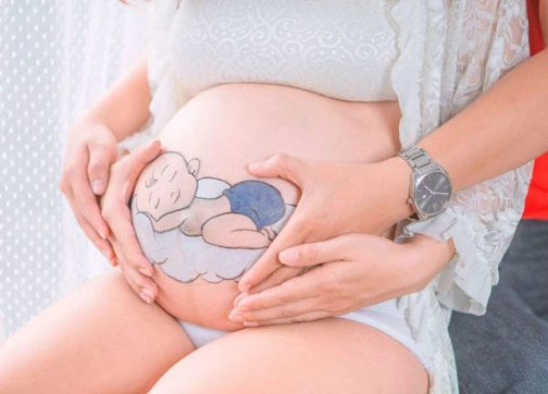 Mẹ bầu muốn sinh con gái, hãy làm theo 5 điều sau