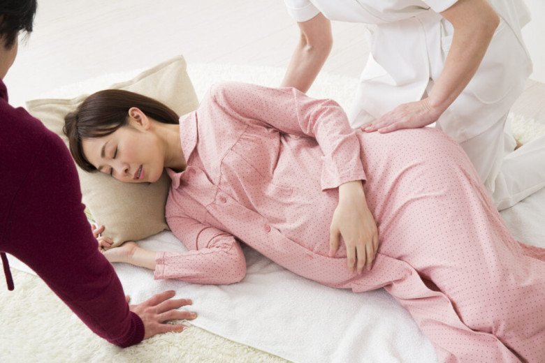 Những lưu ý quan trọng khi mẹ bầu chuyển dạ