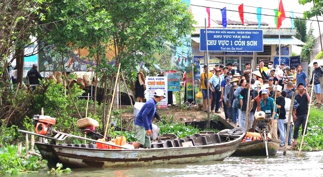 Tác động của trend "đám giỗ bên cồn" đến du lịch miền Tây