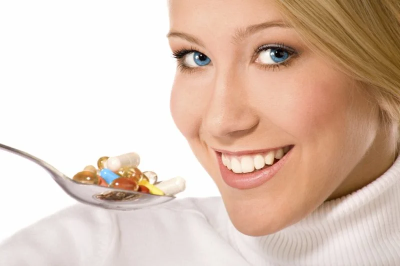 Uống vitamin có giúp mang thai tự nhiên dễ dàng hơn không?