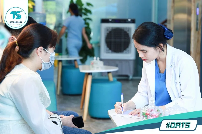 Giáo viên nữ ở Bồ Đề, Long Biên nên đi khám phụ khoa định kỳ ở đâu? 6 Giáo viên nữ ở Bồ Đề, Long Biên nên đi khám phụ khoa định kỳ ở đâu